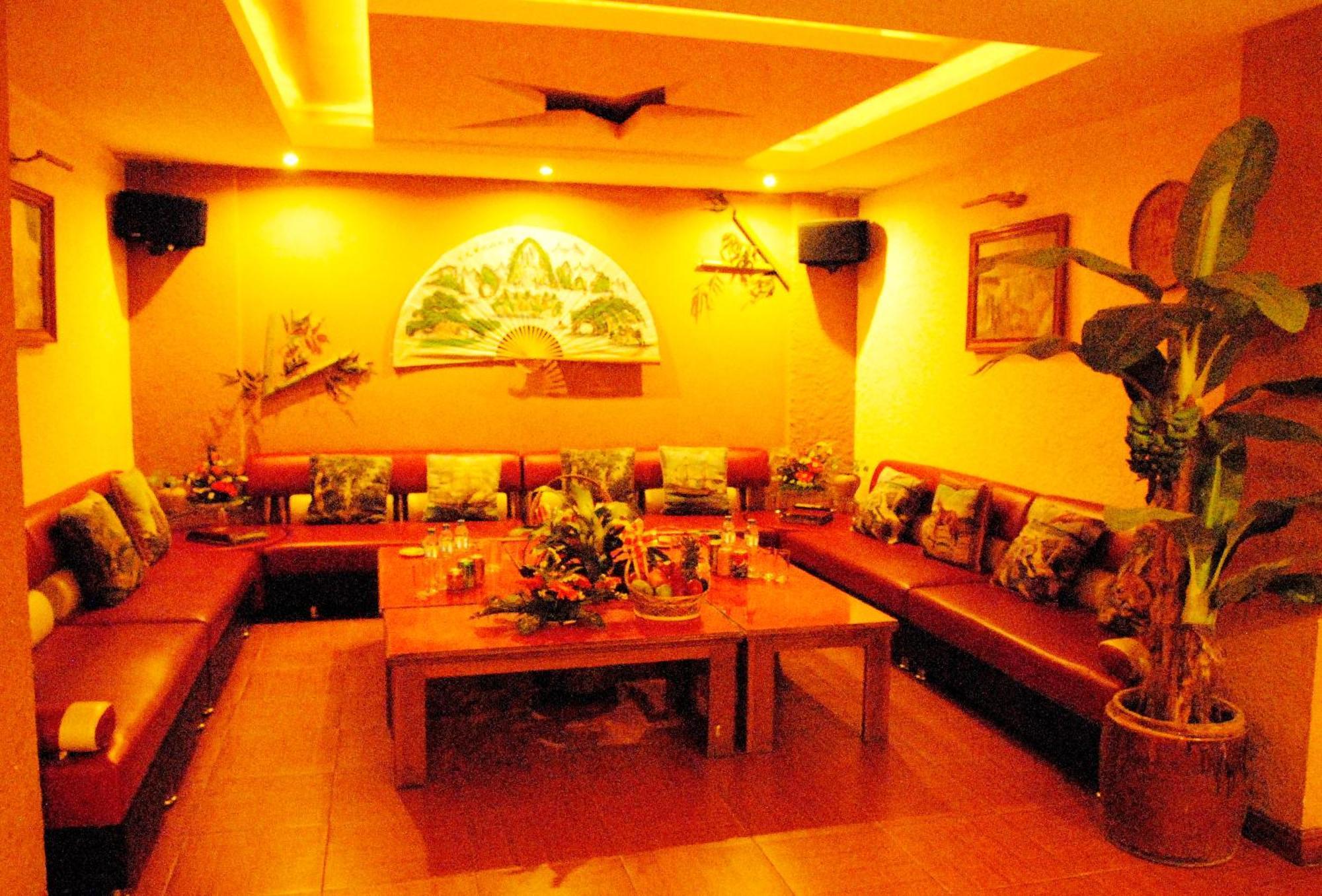 Central Hotel Quang Ngai Bagian luar foto