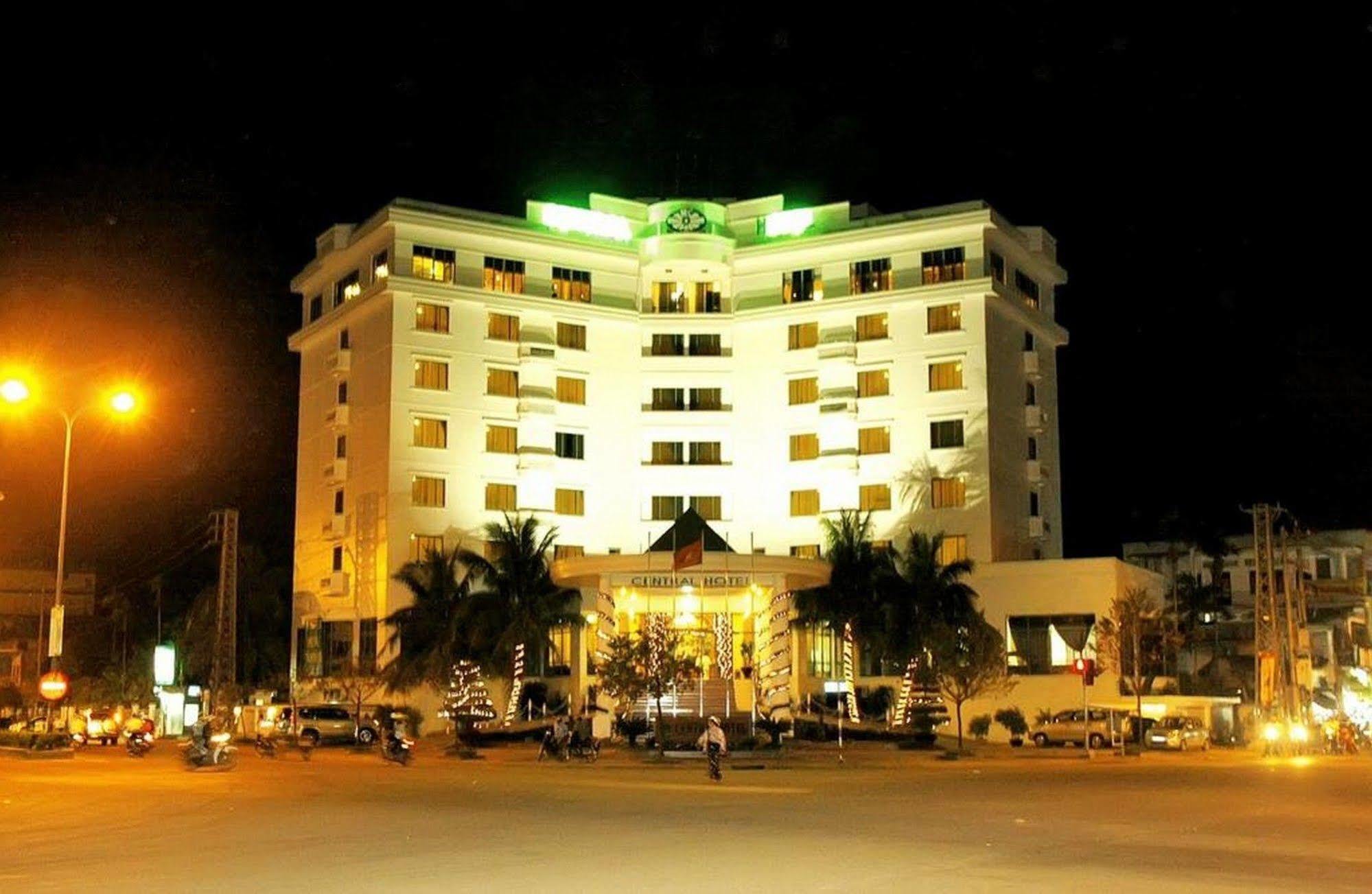 Central Hotel Quang Ngai Bagian luar foto