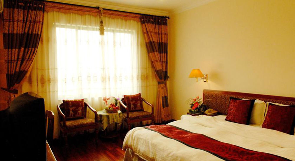 Central Hotel Quang Ngai Bagian luar foto