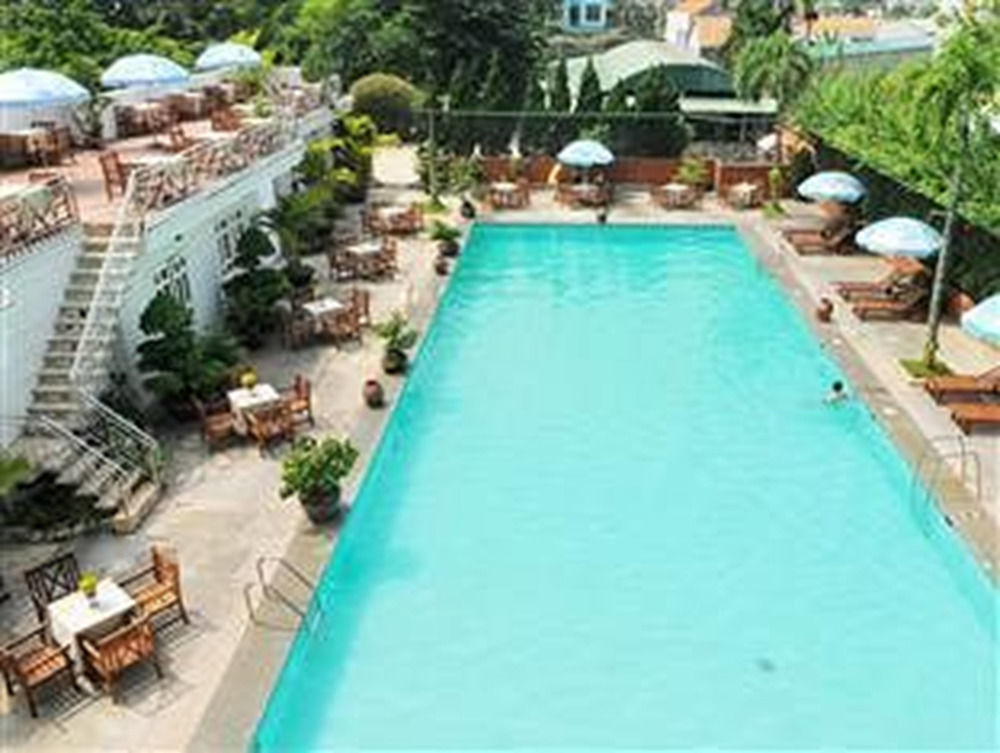 Central Hotel Quang Ngai Bagian luar foto